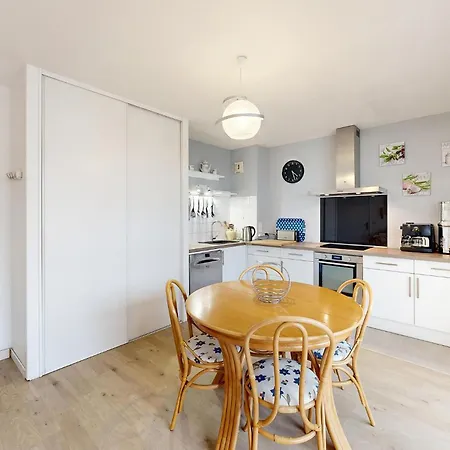 Appartamento Stunning In With Kitchen Ciboure