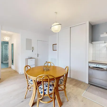 Stunning In With Kitchen * Ciboure